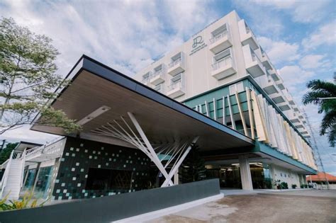 royce hotel bacolod|Roy's Hotel And Convention Center .